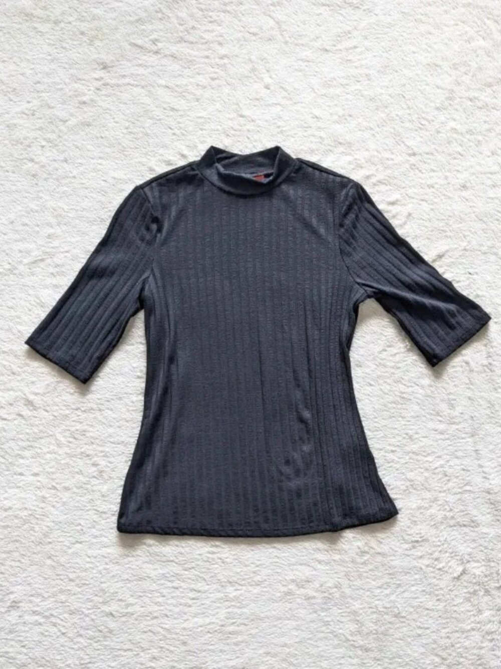 Crew neck, short sleeved t-shirt